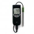 Wasserdichtes tragbares pH-/Temperaturmessgerät mit pH-Elektrode aus Edelstahl HI12963
