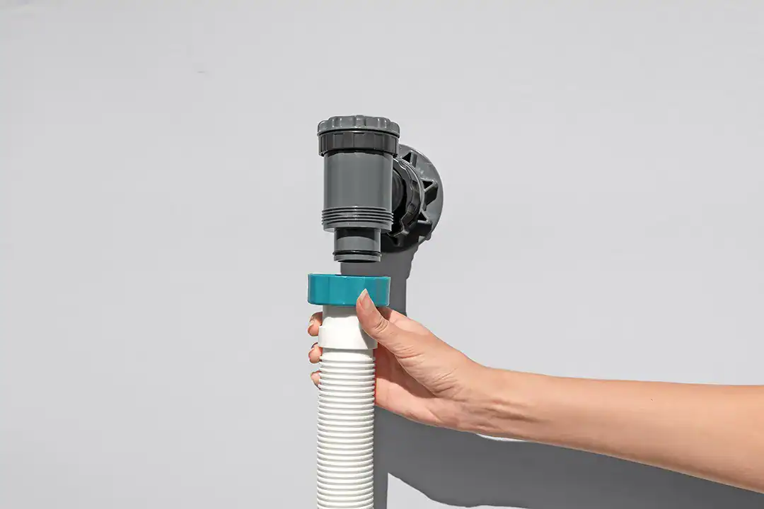 Sand filter pump for pool cleaning, 6 m³/h, suitable for Bestway pools.