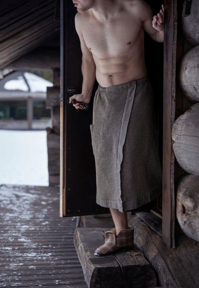 Rento sauna waist towel in beige, 70x145 cm, ideal for sauna and wellness.
