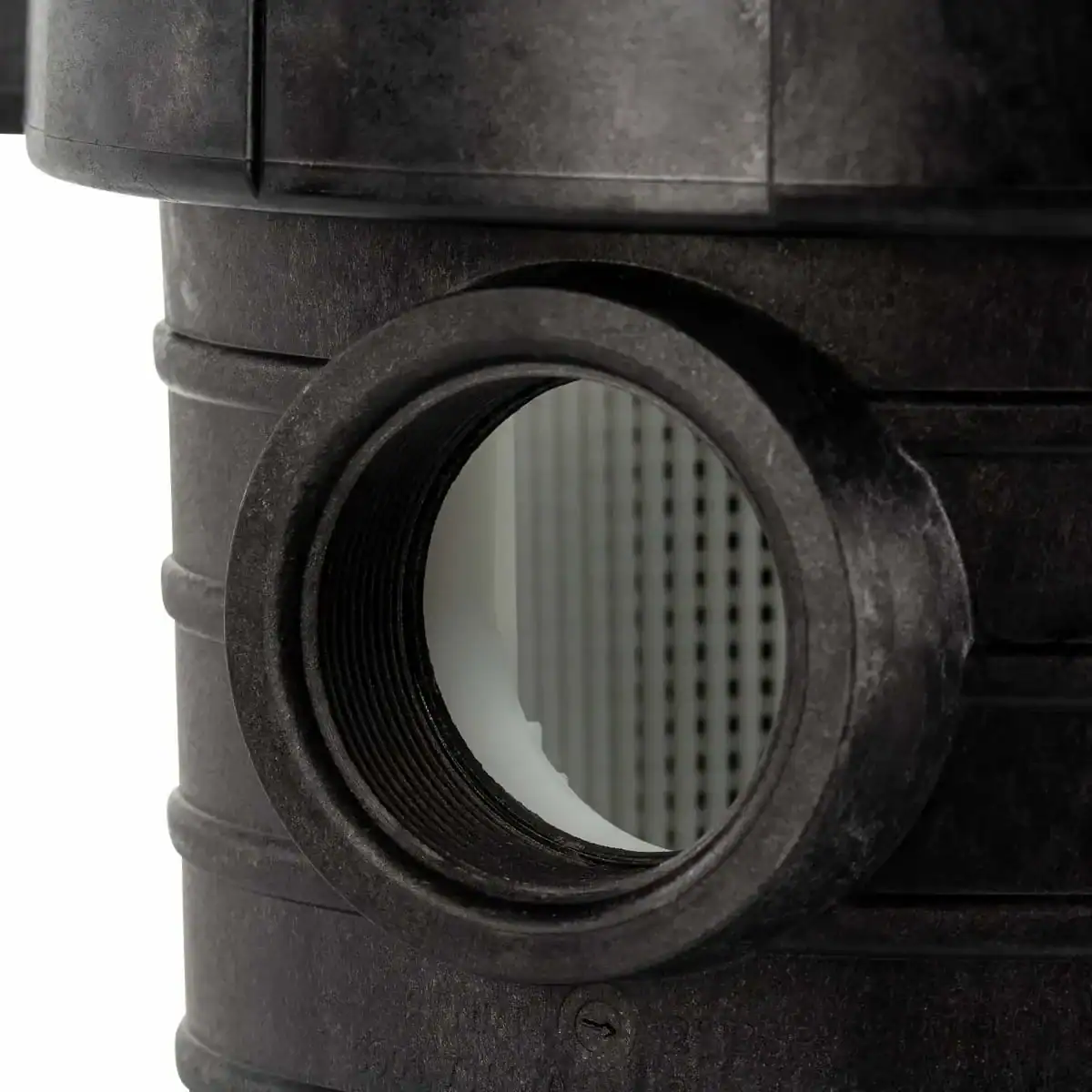Ultraflow Plus pool pump for powerful flow, 15m³ capacity.