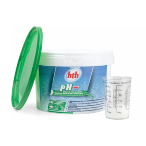 pH test set for pools and water quality, including measuring cups and test material.