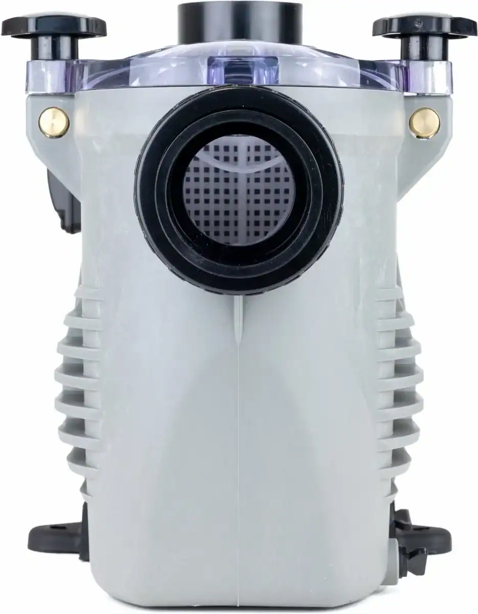 Filter pump for pools, ideal for water treatment and circulation.