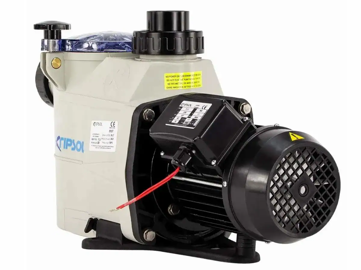 Filter pump for pool cleaning and water circulation, suitable for clear and clean pool water.