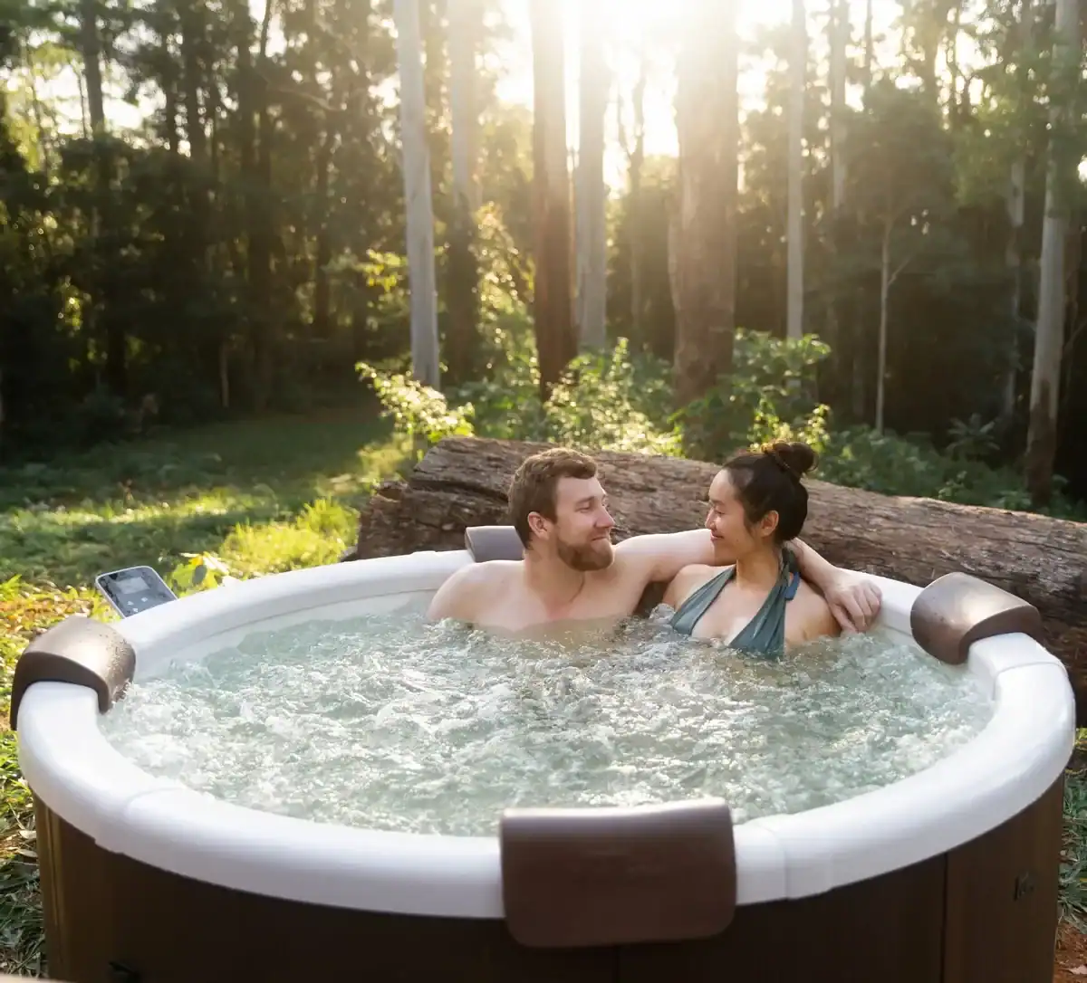 MSpa Rova frame spa, 6 people, perfect for relaxation in the garden. Compact and easy to inst.