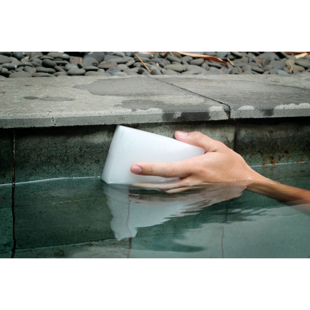 Kokido Scrubbing Sponge